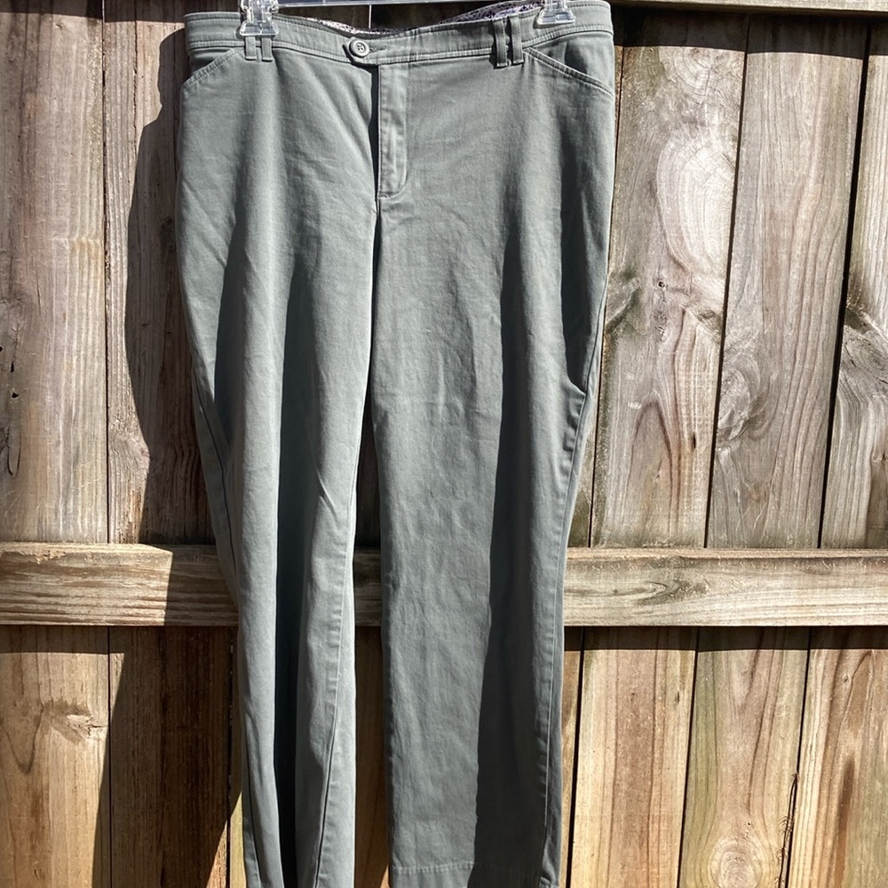 Lee grey green pants